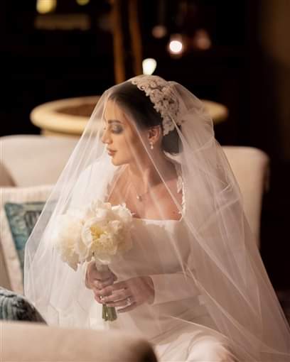 دانية الشافعي مذيعة Mbc 3 تلفت الأنظار في حفل زفافها 