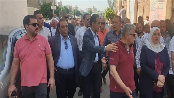 النائب إيهاب الهرميل يقود مسيرة حاشدة للشهر العقاري بطنطا لتحرير تأييدات للرئيس السيسي (فيديو)