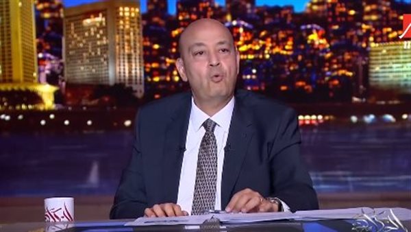 عمرو أديب ينفعل على الهواء بسبب فيديو: ربك كبير