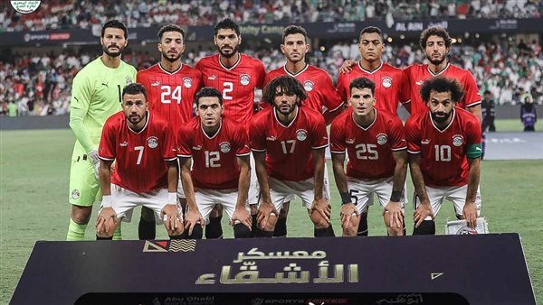 أوجه التحية لحكم مباراة مصر والجزائر