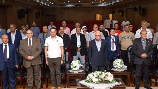 محافظ بورسعيد يرحب بالرياضيين في احتفالية اليوبيل الذهبي لانتصارات أكتوبر