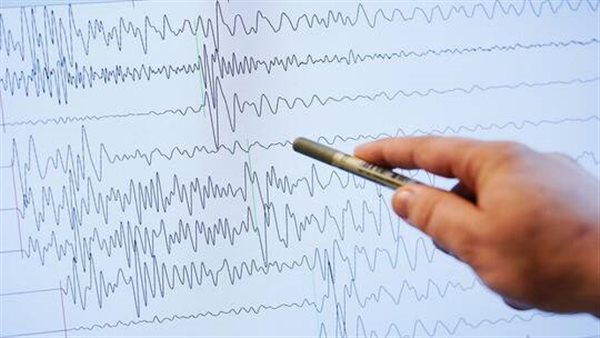 زلزال بقوة 6.6 درجة يضرب جزر كماندر