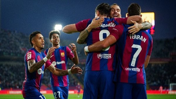 موعد مباراة برشلونة وبورتو في دوري أبطال أوروبا والقنوات الناقلة