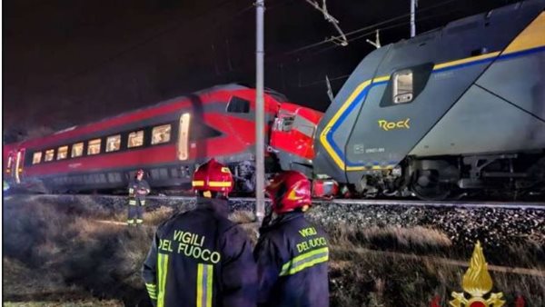 عاجل.. 17 جريحا جراء تصادم قطارين في إيطاليا