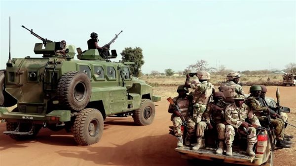 مقتل 16 شخصا في هجوم على قرية بشمال وسط نيجيريا