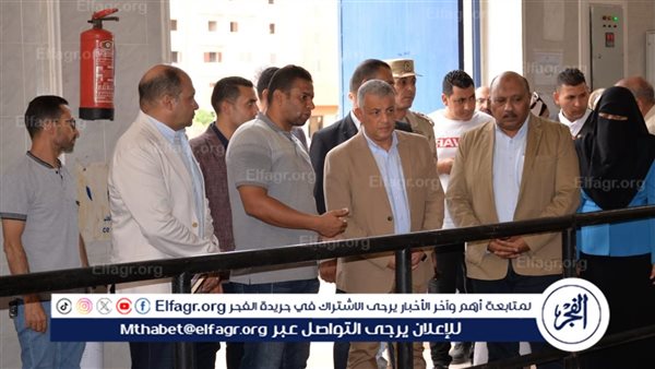 محافظ الإسماعيلية يتفقد محطة مياه شرب بالمستقبل وإسكان مبارك ويعقد اجتماعًا لبحث ومناقشة مشكلات المدينة